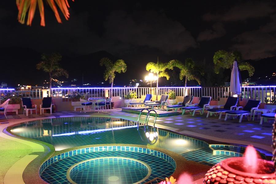 Patong Hemingway'S Hotel Пхукет Экстерьер фото